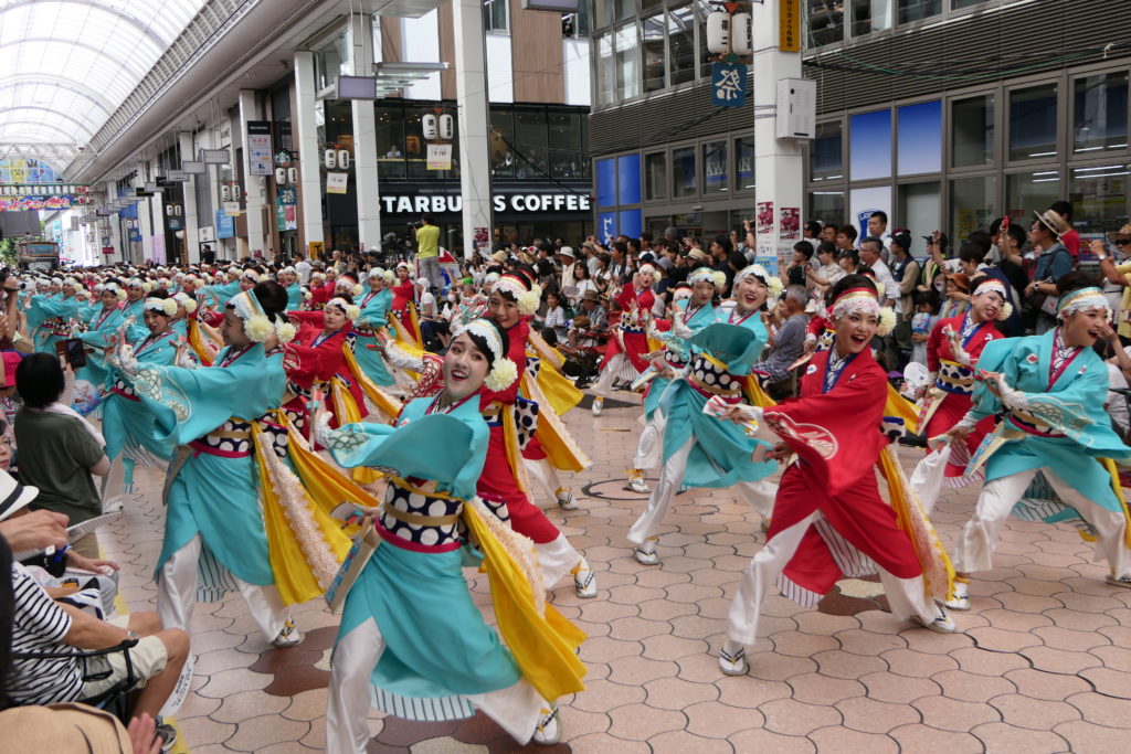 自由なスタイルが魅力のよさこい