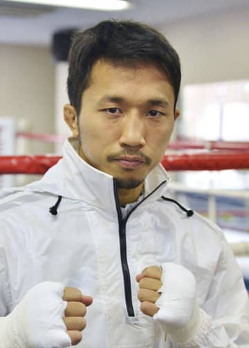 ボクシング粟生が引退表明 元世界2階級制覇王者　画像１