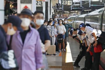 JR東、新幹線・特急は5割増 移動解禁初の土日、前週と比較　画像１