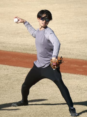 日本ハム上沢、開幕投手に名乗り 「優勝へ最多勝狙う」　画像１