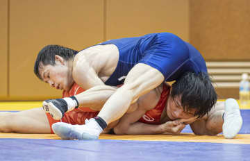 高橋侑希、初の五輪出場 レスリング代表決定戦、樋口下す　画像１
