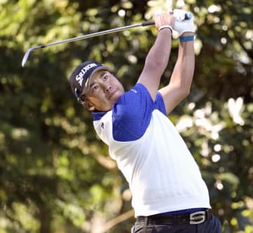 松山は68で首位堅持 米男子ゴルフ第3日　画像１