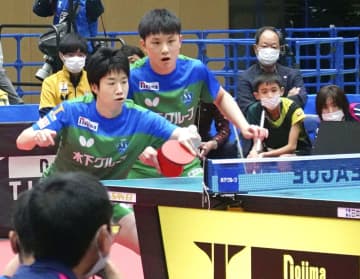 卓球Tリーグ、東京が9連勝 水谷、張本とのダブルスで出場　画像１