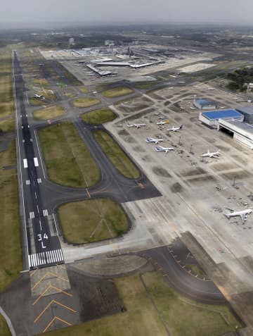 成田空港が230億円の赤字 中間決算、旅客数の減少長引く　画像１