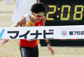 最後の福岡国際、ギザエが初優勝 日本勢最高の2位に細谷　画像１