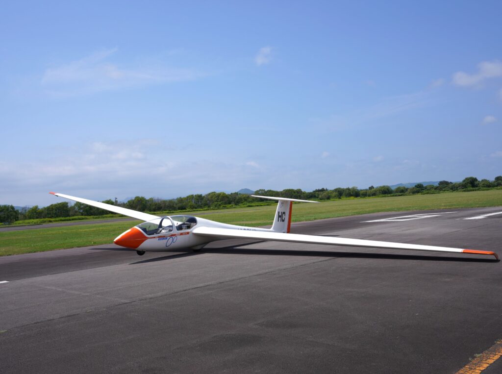 今回の使用機材はASK21という型のグライダー。