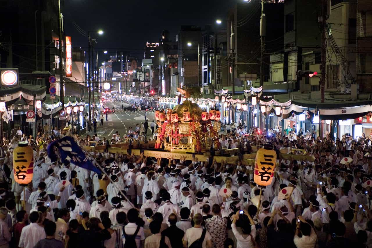【日本三大祭り】東京「神田祭」・京都「祇園祭」・大阪「天神祭」の歴史と見どころ　画像２