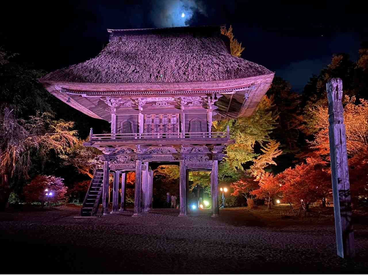 3年ぶりに開催！長野県最古の曹洞宗寺院・霊松寺で紅葉ライトアップ　画像３