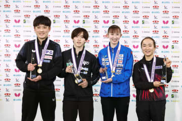 卓球、伊藤・早田組が初の5連覇 全日本、張本・森薗組は初V