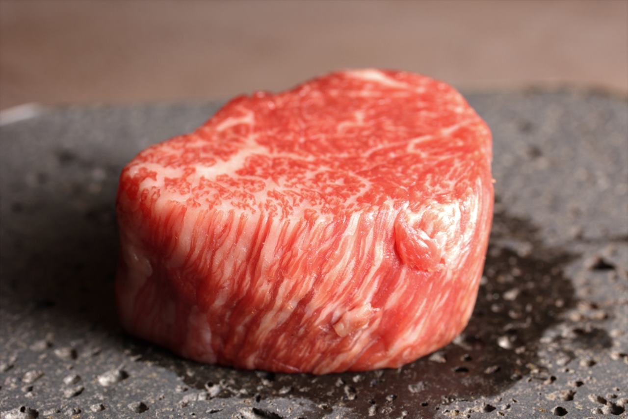 好みに合わせたコース料理が楽しめる！肉好きのための肉割烹店「北新地 NIKUDOKI」がオープン　画像１
