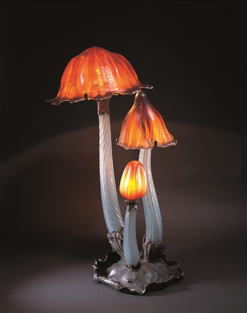 エミール・ガレ 《ひとよ茸ランプ 》 1904年頃 北澤美術館