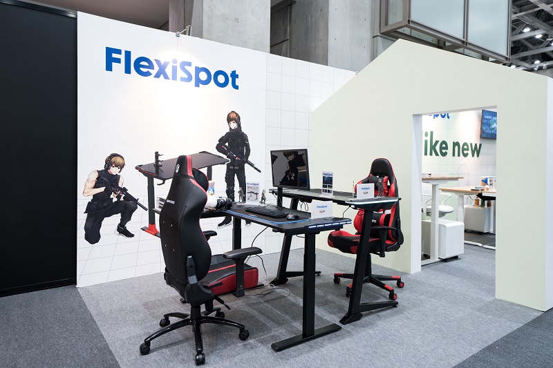 Flexispot Japan、オフィス家具イベントに出展　国際デザインアワード受賞の電動昇降デスクとフィットネスチェアを展示　画像１