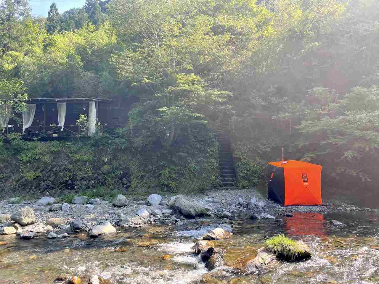 【貸切バーベキュー×テントサウナ】目の前の清流でととのう「KEIKOKUサウナ」スタート｜東京都西多摩郡　画像１