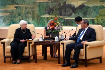米財務長官「米中は健全競争を」 中国首相と会談、摩擦の火種　画像１