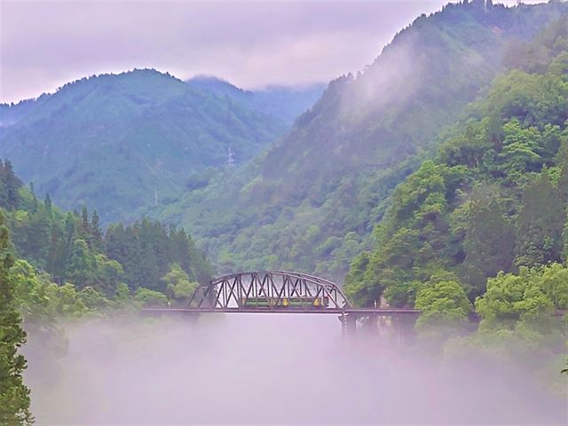 福島・奥会津「霧幻峡＜むげんきょう＞カヤックツアー」で冒険体験！心身ともにリフレッシュ　画像３