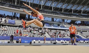 女子走り幅跳びで沢田が銅メダル 世界パラ陸上第4日　画像１