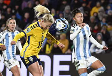 スウェーデン、南アが1次L突破 ブラジル敗退、サッカー女子W杯　画像１
