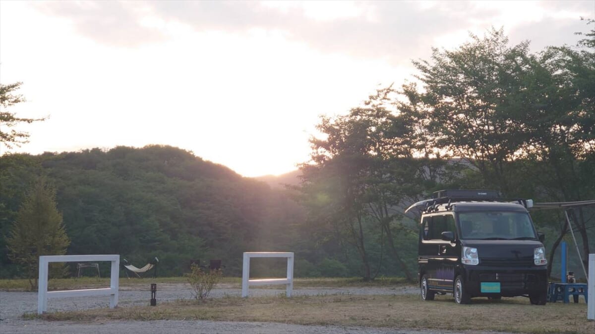 【茨城県】ペットもOK！小山ダム湖畔で車中泊＆オートキャンプを楽しめる「オートリゾート」　画像２