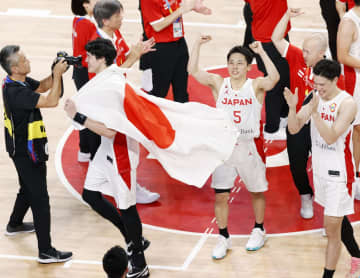 日本、パリ五輪出場決める バスケW杯、最終戦に勝利　画像１