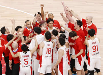 日本男子、世界26位に浮上 バスケ、五輪出場権獲得　画像１