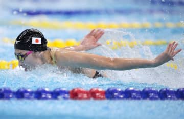 競泳で小堀が銀、池江は銅メダル 杭州アジア大会　画像１