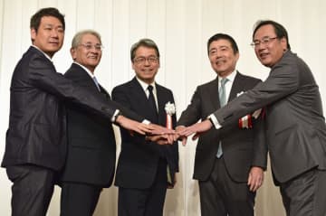 ふくおかFG、5銀行体制に 新たに福岡中央銀と経営統合　画像１