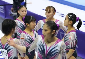 世界体操、日本女子は8位 団体総合、米国が7連覇　画像１
