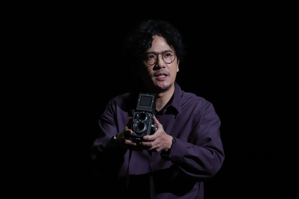 稲垣吾郎、自宅には「暗室がある」ほどのカメラ好きを公言 「わざわざ現像して一枚の写真にする良さがある」　画像１