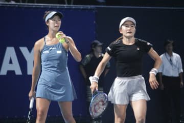テニス、青山・柴原組が最終戦へ WTAファイナル出場権獲得　画像１