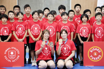 金城、川井姉妹が現役続行 妹は68キロ級でパリ五輪狙う　画像１