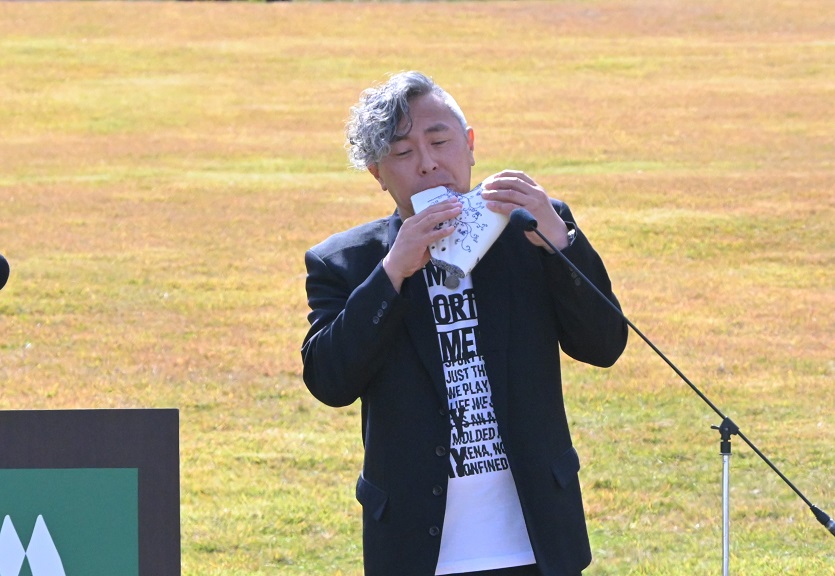 富士山麓で記念植樹し国際交流を 　山梨県が「世界の森やまなし」開設　画像２