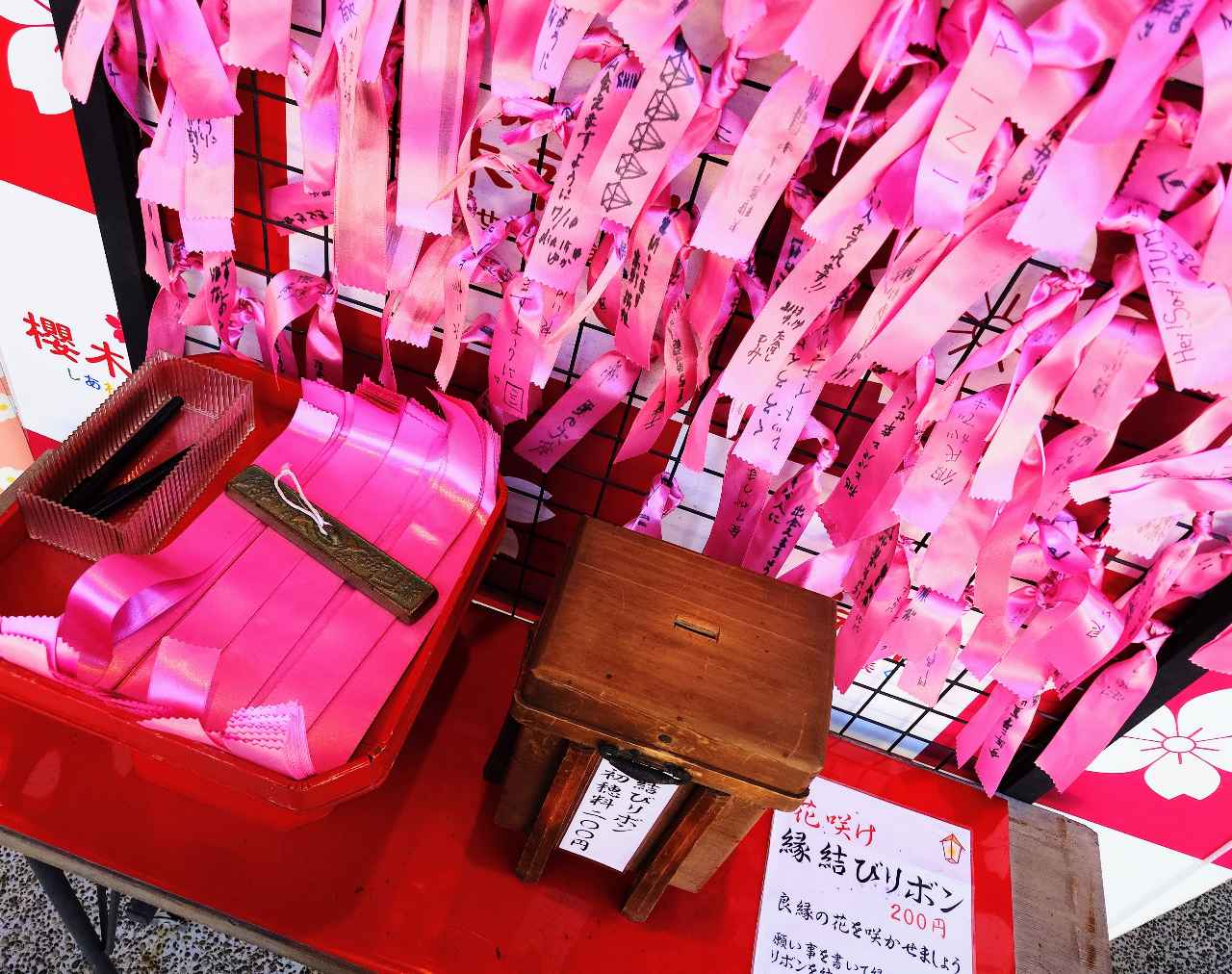 【東日本1位の「櫻木神社」は御朱印も御守も桜色！】一年中咲く桜に癒やされる、親子に優しい人気神社｜千葉・野田市　画像１１