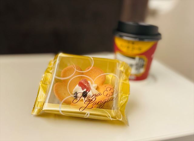 【11月限定】東海道新幹線のぞみ・ひかり グリーン車でのコーヒー注文で「大阪花ラング」プレゼント　画像１