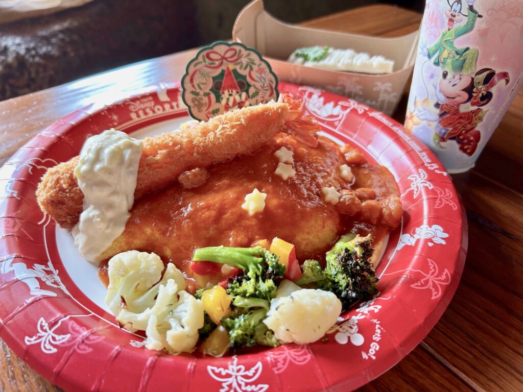 【ディスニーランド】ミッキーマウスとその仲間たちとクリスマスを楽しむ！　ファンタジックで華やかなパレードは必見　画像３