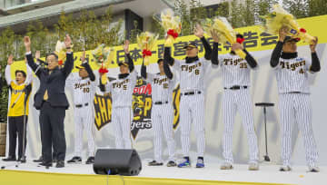祝日本一、阪神監督ら招き報告会 西宮や尼崎で、来季はアレンパ？　画像１