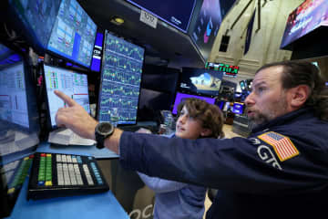 NY株反落、41ドル安 利益確定売りが優勢に　画像１