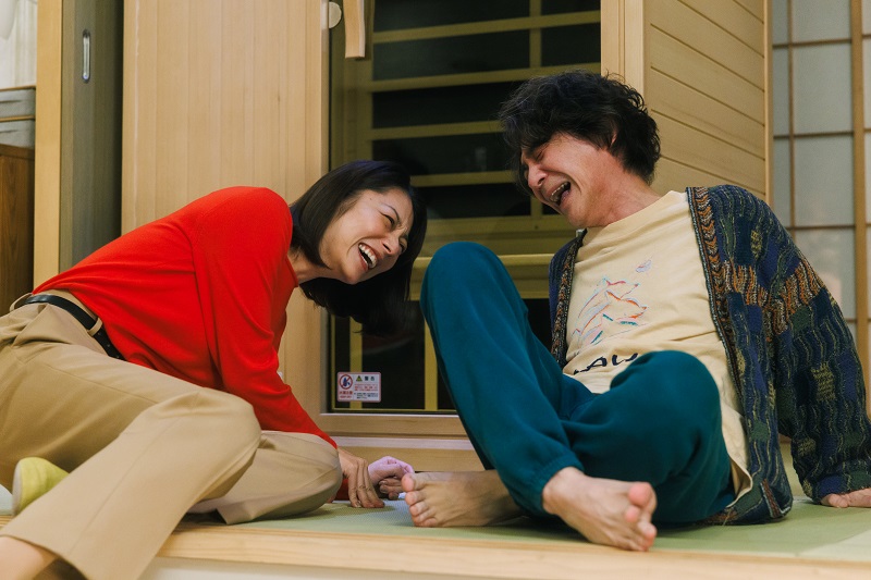 「コタツがない家」最終話　“万里江”小池栄子がもらった「最高のプレゼント」 「悠作と万里江と一緒にツボって笑った」「満足感たっぷりの作品」　画像１