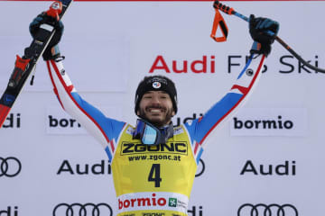 フランスのサラザンが7季ぶりV スキーW杯男子滑降第3戦　画像１