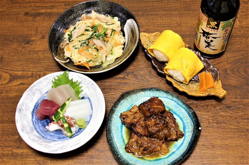 徳之島料理と黒糖焼酎で幸せな夕飯