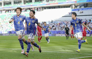 日本、4―2で白星発進 アジア杯、南野2ゴール　画像１