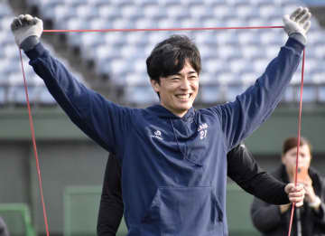 和田、開幕投手「目指す」 2月に43歳、脳も鍛える　画像１