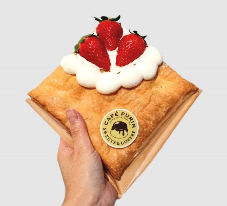 プリンとミルフィーユを一緒にガブり！ 　長野市のふわとろプリン専門店「CAFE PURIN」から　画像１