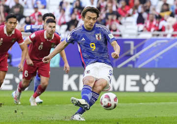 日本3―1勝利、決勝Tへ インドネシア戦、上田2点　画像１