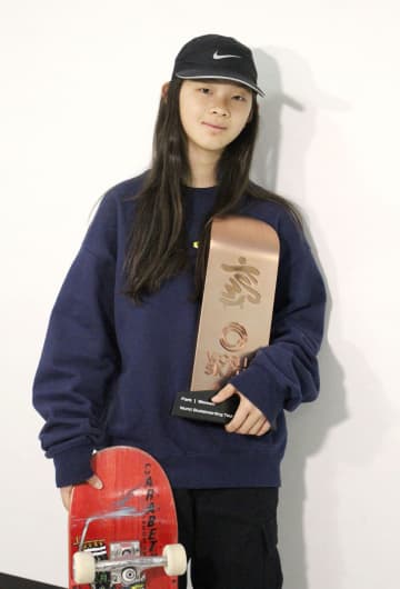 13歳の長谷川「楽しかった」 スケボー五輪予選から帰国　画像１