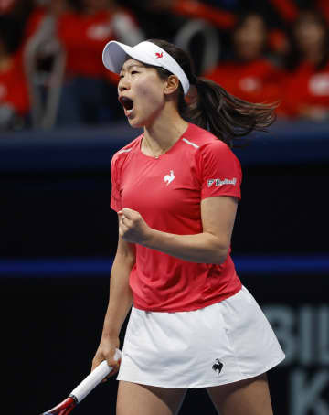 女子テニス、日本が決勝大会進出 国別対抗戦、予選最終日　画像１