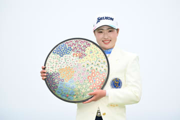 21歳竹田麗央が2週連続優勝 初Vからは4人目、女子ゴルフ　画像１