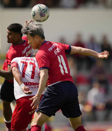 57歳の三浦が途中出場 ポルトガル2部リーグ　画像１