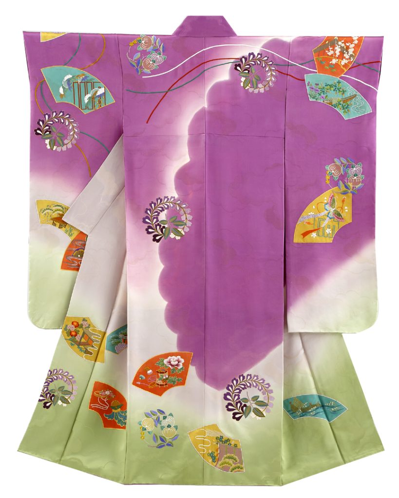 50年にわたり日本刺繍の普及活動 草乃しずか氏の日本刺繍展「源氏物語を花で装う」を東京で開催 | OVO [オーヴォ]